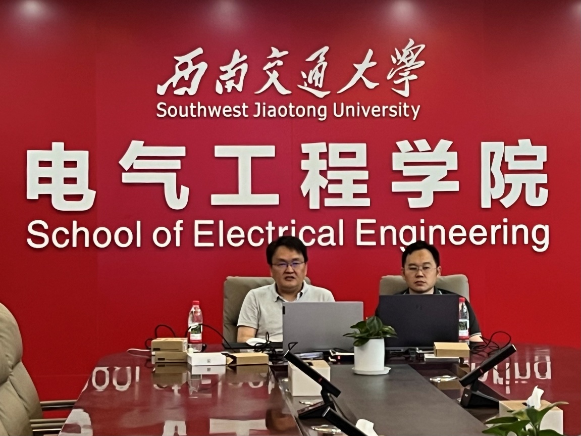 餐厅里的人们AI 生成的内容可能不正确。